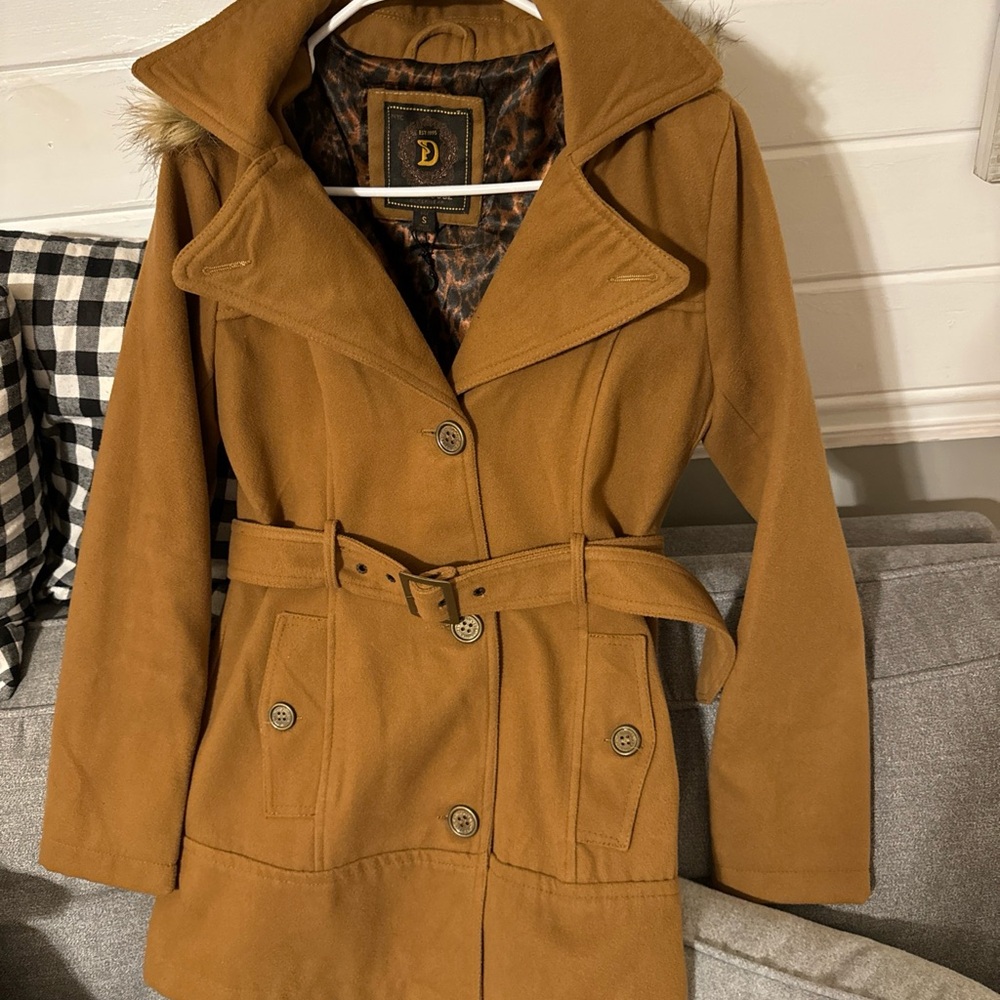 Dollhouse small business casual brown fur hood peacoat